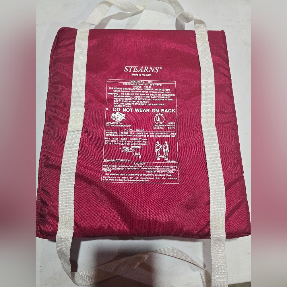 Vintage Stearns Red Throwable Utility Flotation Cushion US Coast Guard Approved